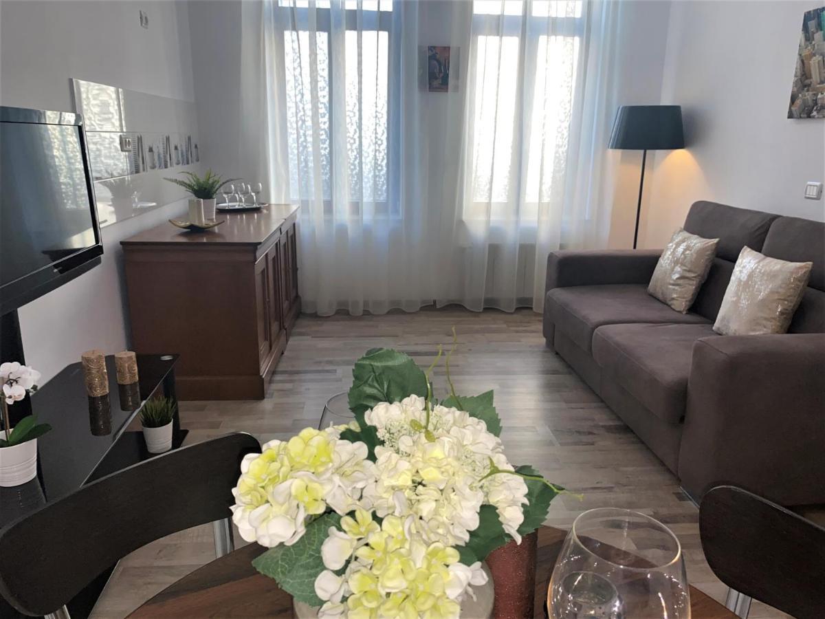 Kalman Hotel *